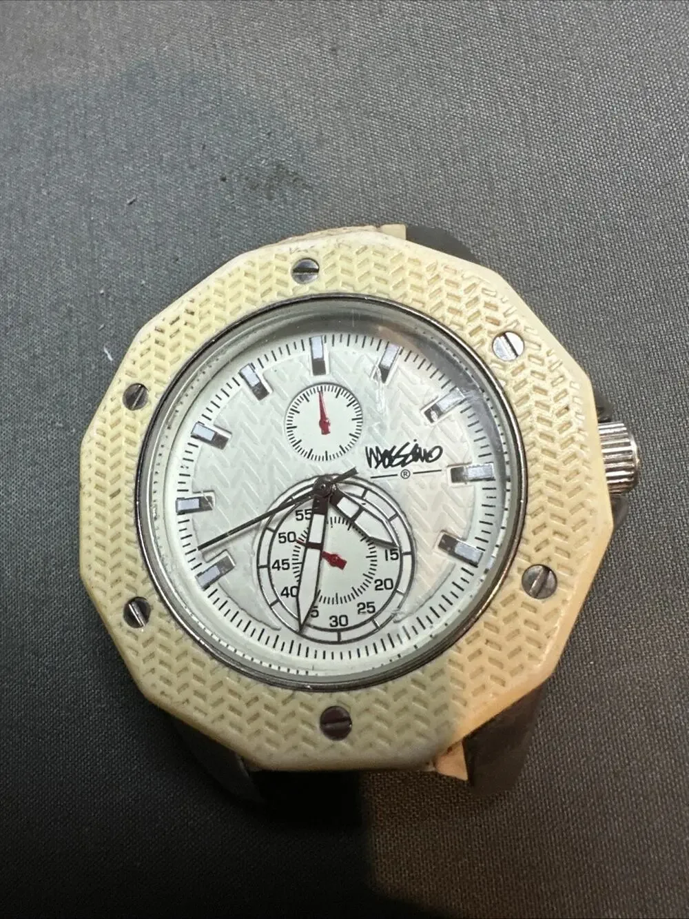 MASSIMO QUARTZ WATCH - MODEL MM90081 - NO BAND- Needs Battery